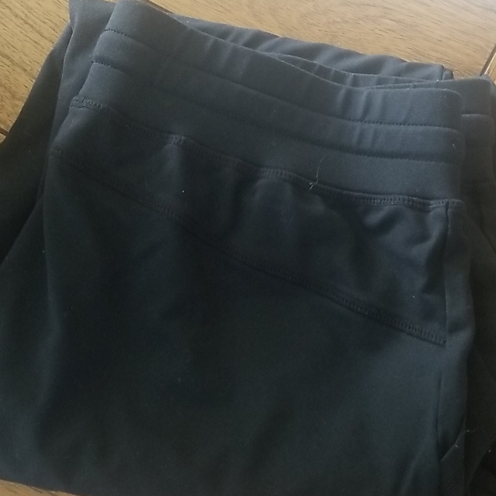 Black zyia joggers